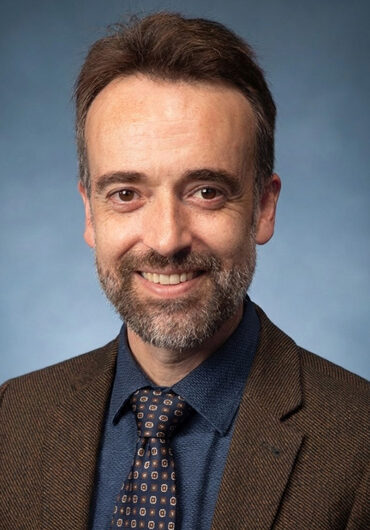 Daniel Watts Bio Photo